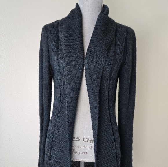 Indigenous 100% Alpaca Cardigan Forest Green Color Made in Peru Size Large - Picture 6 of 16